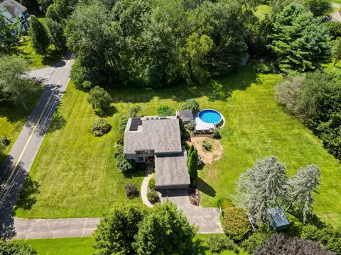19 N Church Rd, Granby, CT 06035