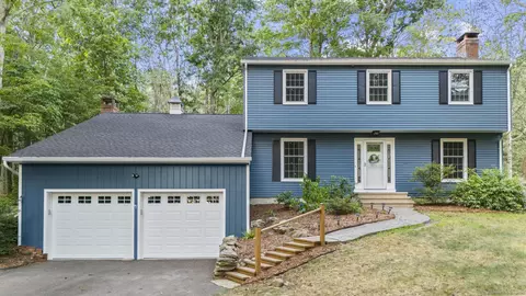 81 Bartlett Dr, Madison, CT 06443