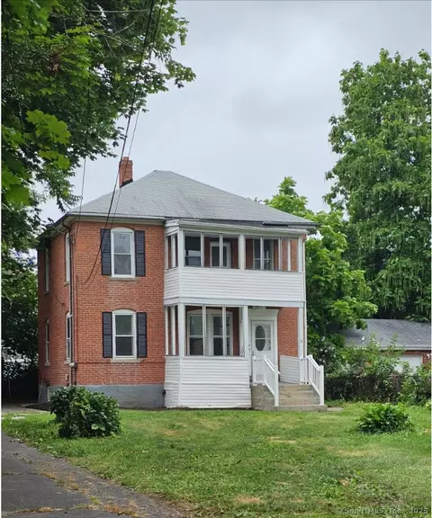34 Mapleton St, Hartford, CT 06114