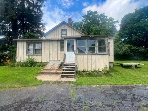 130 Wilkins Ave, Bridgeport, CT 06606