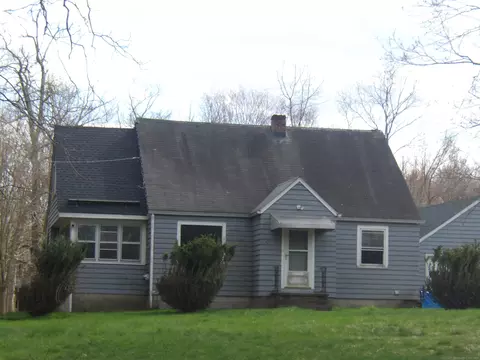 395 Cross Hill Rd, Monroe, CT 06468