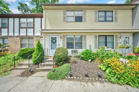 996 Meriden Waterbury Tpke #3E, Plantsville, CT 06479