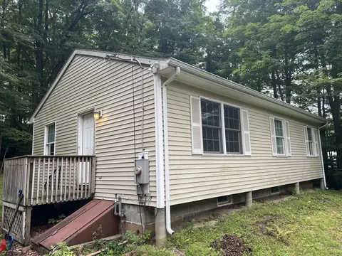 203 Boston Post Rd, Old Lyme, CT 06371