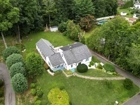 1681 Orchard Hill Rd, Cheshire, CT 06410