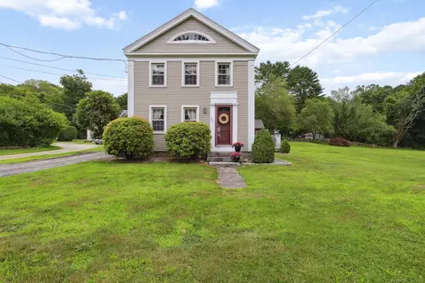 186 Rope Ferry Rd, Waterford, CT 06385