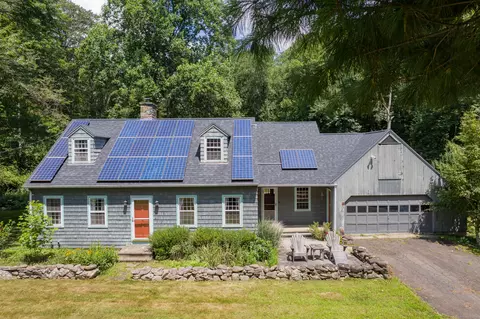 181 Dunk Rock Rd, Guilford, CT 06437