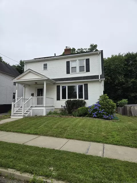 154 N Pearl St, Meriden, CT 06450