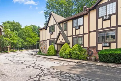 50 Aiken St #. 263, Norwalk, CT 06851