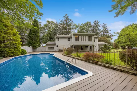 245 Guernseytown Rd, Watertown, CT 06795