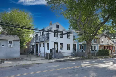 33-35 Granfield Ave, Bridgeport, CT 06610