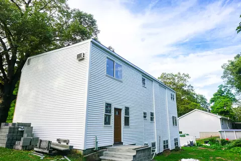 Exterior - 110 Dickerman St, Hamden, CT 06518 photo 4 of 4