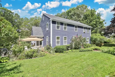 76 High St, Portland, CT 06480