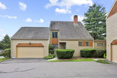 2 Dogwood Ct #2, Granby, CT 06035