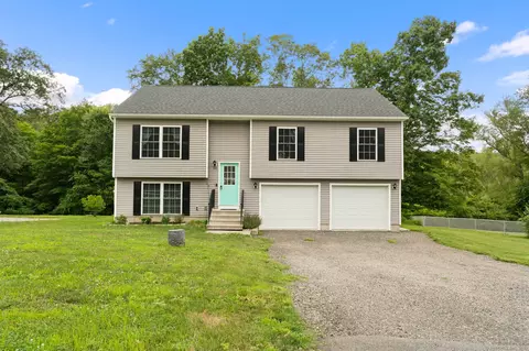 22 Round Hill Ct, Lisbon, CT 06351