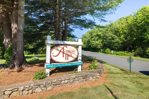 112 Cannon Ridge Dr #112, Watertown, CT 06795