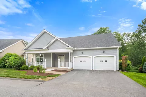 5 Benjamin Ln #5, Tolland, CT 06084