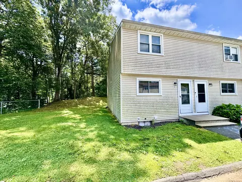 1081 New Haven Rd #4A, Naugatuck, CT 06770