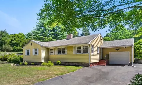 316 Leetes Island Rd, Branford, CT 06405
