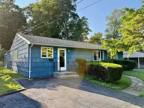 21 Rondy Ln, East Hartford, CT 06108
