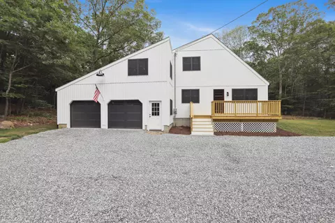 69 Punkup Rd, Oxford, CT 06478