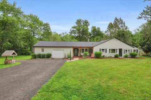 125 Brewster St, Coventry, CT 06238