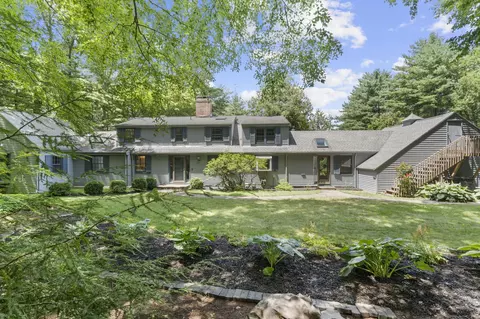 241 Avon Mountain Rd, Avon, CT 06001