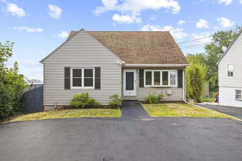 2 Matthew Rd, Branford, CT 06405