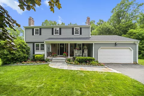 414 S Stone St, Suffield, CT 06093
