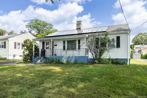 520 Fort Hale Rd, New Haven, CT 06512