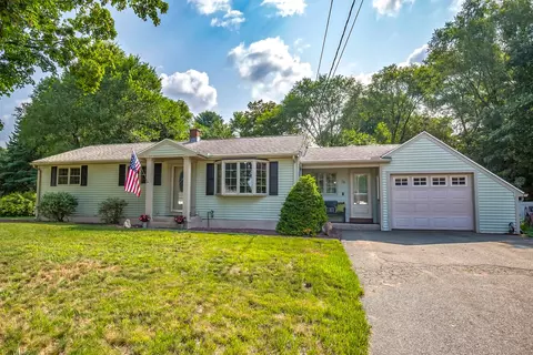 28 Marshall Dr, Enfield, CT 06082