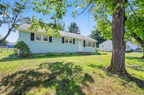 7 Duprey Dr, Enfield, CT 06082