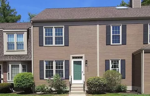 25 Whitney Ln #25, Glastonbury, CT 06033
