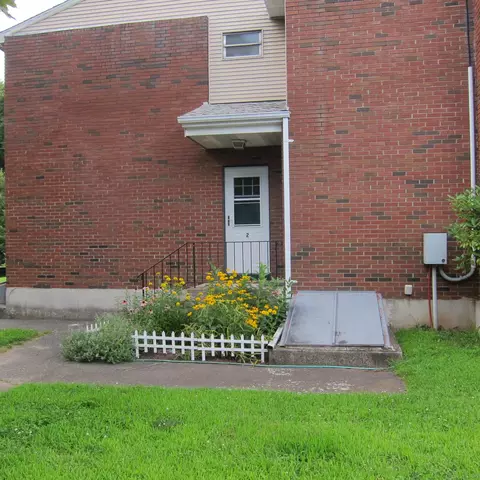 130 Jefferson Ave #2, Bristol, CT 06010