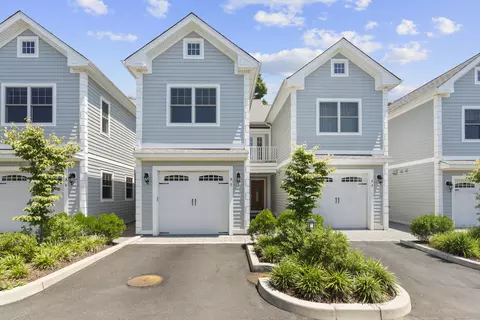 2455 Boston Post Rd #5, Guilford, CT 06437