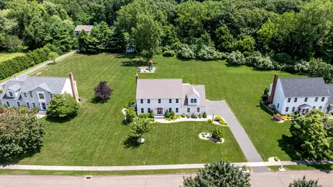 314 Great Pond Rd, Glastonbury, CT 06073
