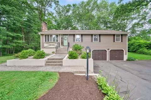 436 Dunham St, Southington, CT 06489