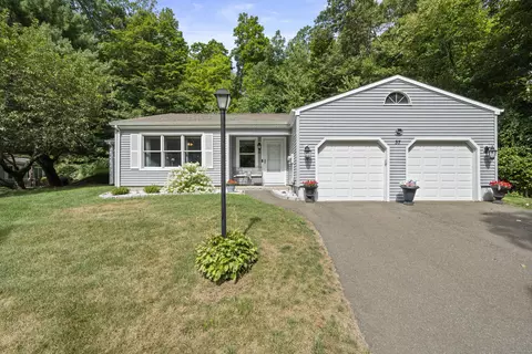 2415 Shepard Ave #37, Hamden, CT 06518