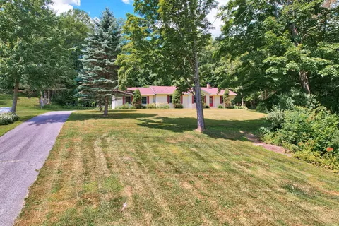 35 Andre Dr, Northfield, CT 06778