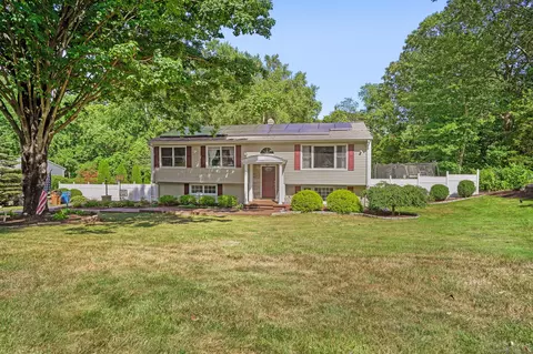 11 Barbara Dr, Shelton, CT 06484