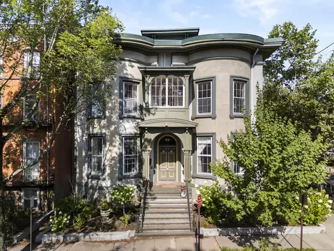 42 Academy St #3, New Haven, CT 06511