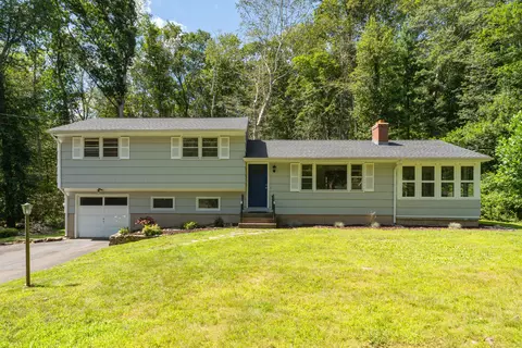 24 Deepwood Dr, Madison, CT 06443