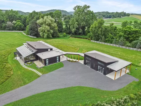 476 Carpenter Hill Rd, Pine Plains, NY 12567