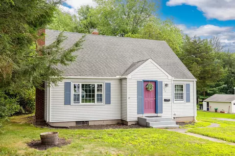 473 Lower Ln, Berlin, CT 06037
