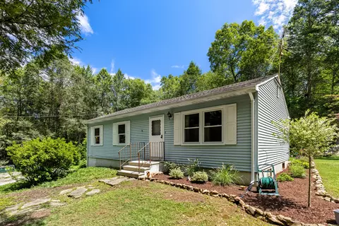 64 Moon Rd, Ashford, CT 06278