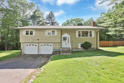 56 Birchwood Rd, Windsor, CT 06095