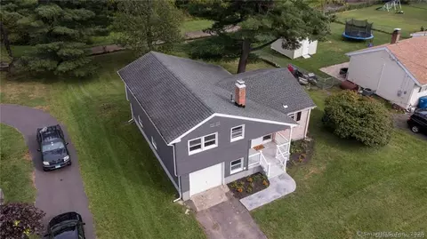 108 Custer Dr, Windsor, CT 06095 photo 1