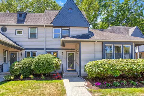 124 S Montowese St #22, Branford, CT 06405