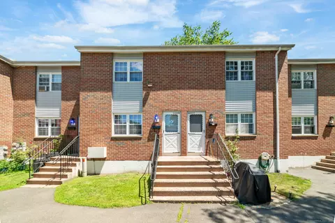 80 Beths Ave #4, Bristol, CT 06010