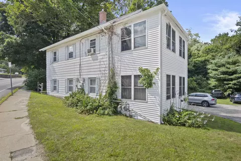 201 Woodstock Ave, Putnam, CT 06260