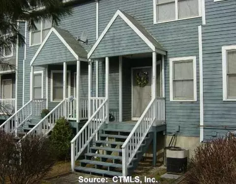 167 Old Foxon Rd #B-21, New Haven, CT 06513